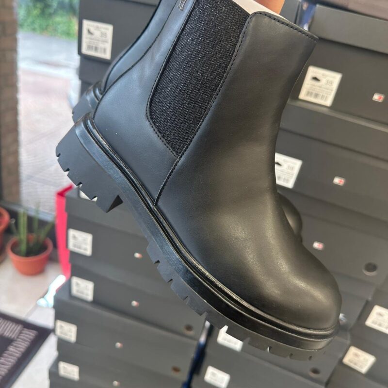 TOMMY HILFIGER Chelesea Boot Black