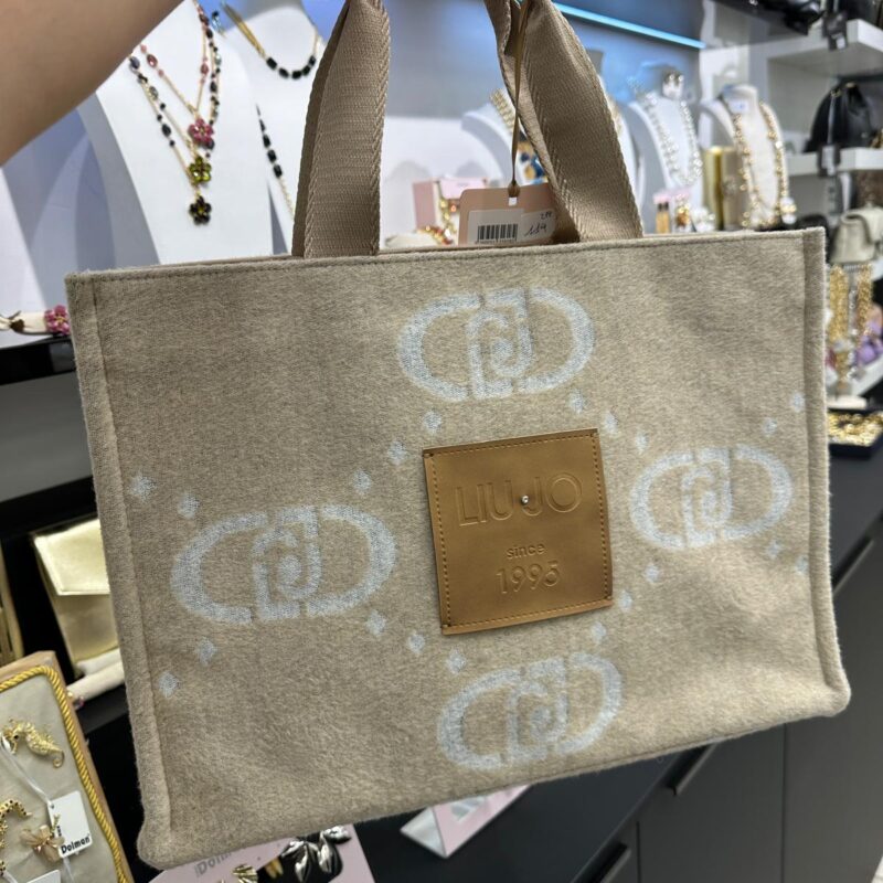 Liu Jo 2F5027 T2742 milk L TOTE