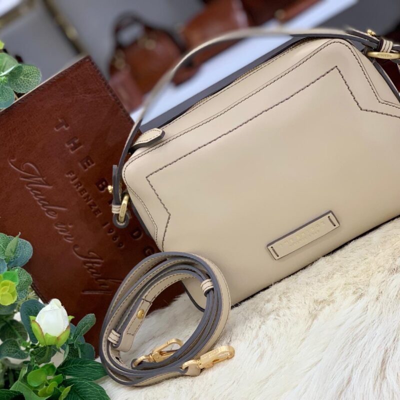 The Bridge Art. 04170601