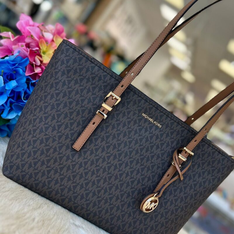 Michael Kors quinn