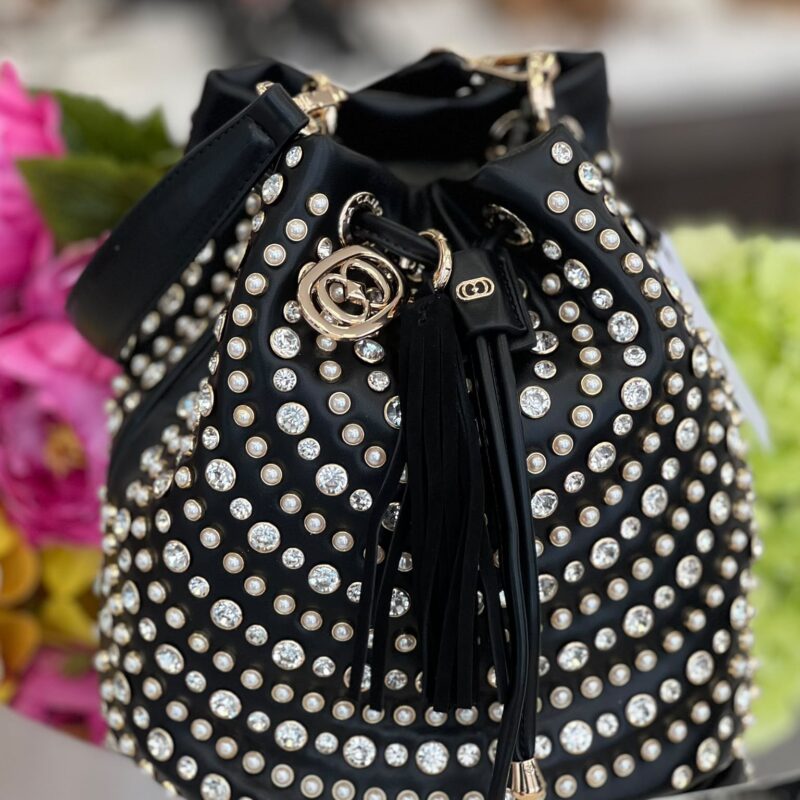 La Carrie andromeda bucket pu leather