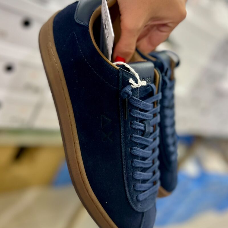 sun68 urban peak suede